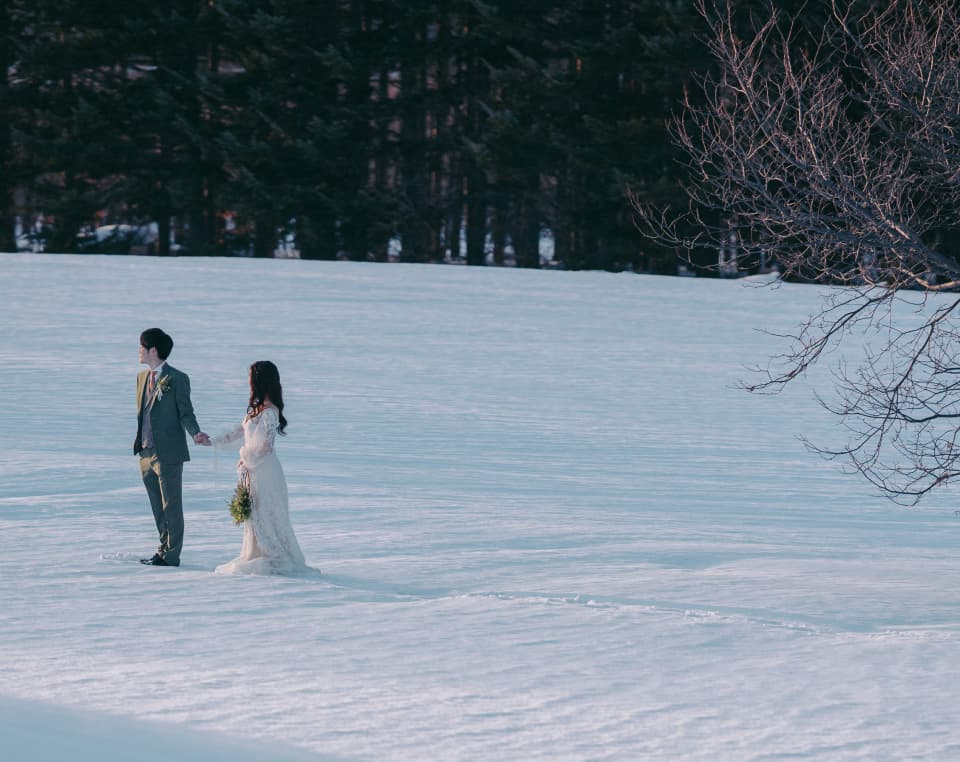 【北海道の結婚式場ガイド】大自然と美食が彩る、ふたりだけの特別な一日